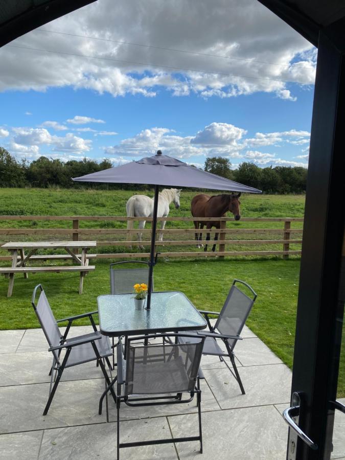 Mowbray Cottages & Glamping South Kilvington Luaran gambar